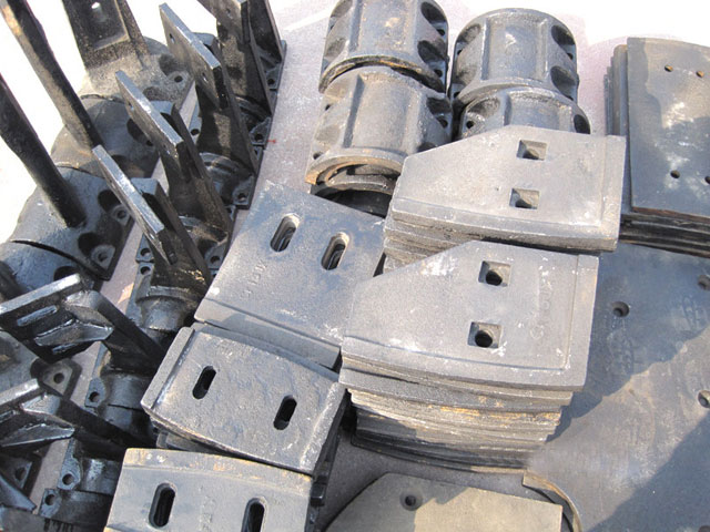 攪拌(ban)機耐磨件(jiàn)